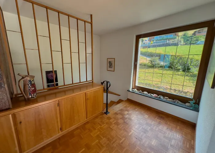 With Pool And View Of Thun Aeschlen