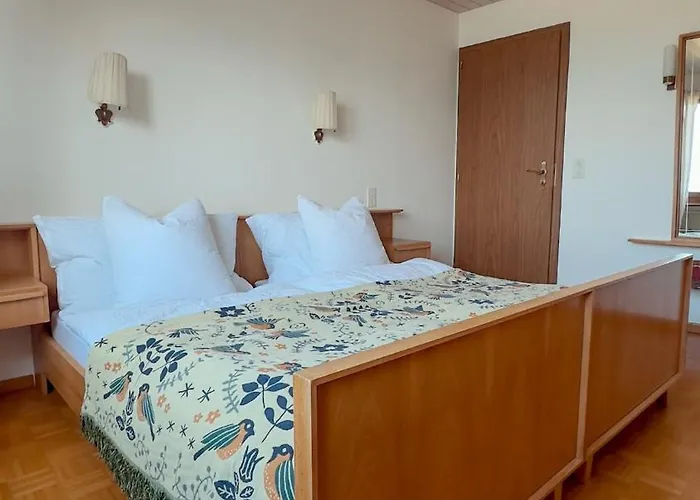 בקתה Private With Pool, & Mountain Views Aeschlen