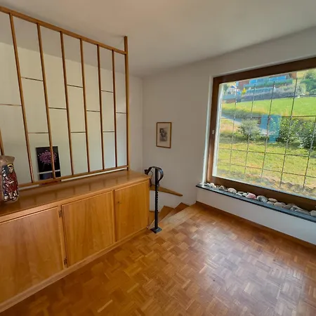 With Pool And View Of Thun Aeschlen