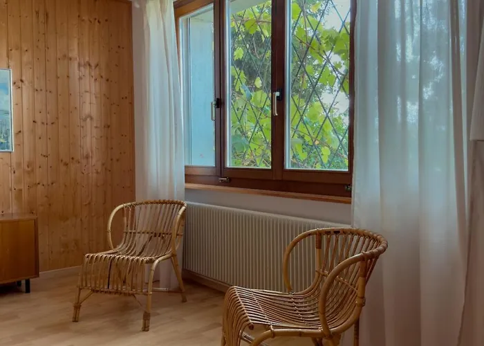 Private With Pool, & Mountain Views *